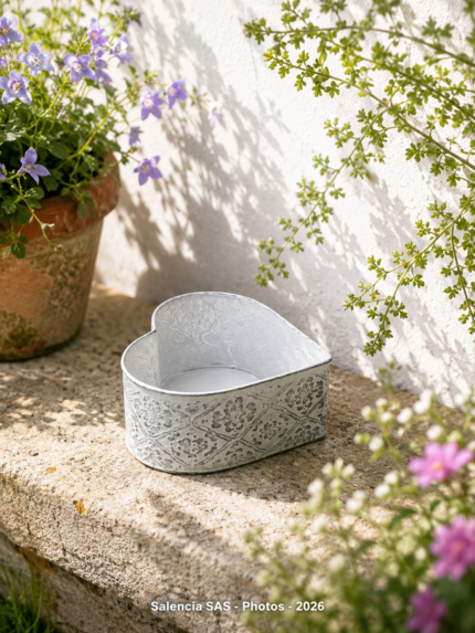 Cache-pot coeur zinc petit modèle Krentz