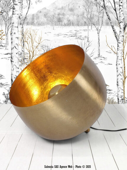 Lampe de sol Sum métal patine laiton Petite Athezza