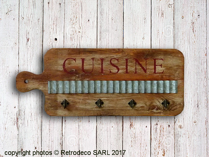 patere_antic_line_SEB16105.jpg Accroche-torchons planche à découper déco campagne Antic Line – Image 1