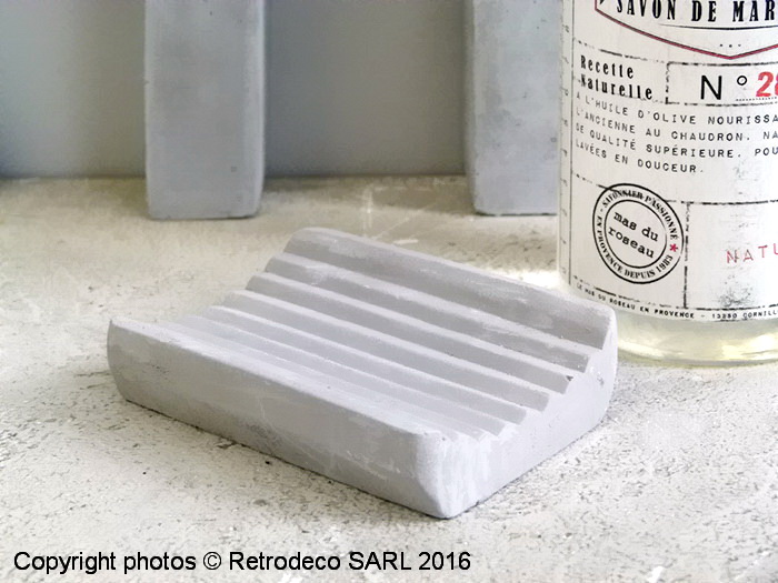 porte_savon_ib_laursen_9227-18.jpg Porte-savon béton déco naturelle Ib Laursen – Image 1