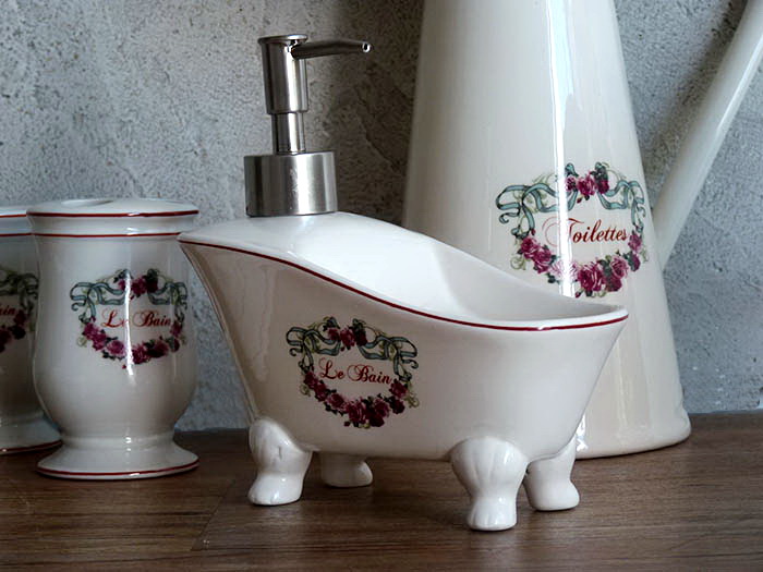 pousse_mousse_deco_charme_antic_line_SEB14301.jpg Porte-savon pousse-mousse Guirlande de roses Antic Line – Image 1