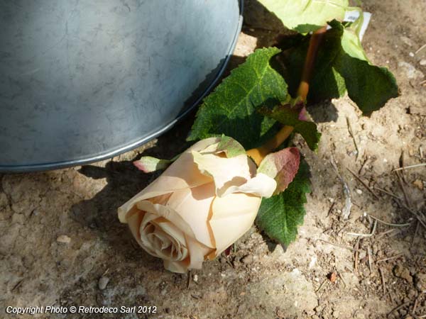 une_rose_ivoire_deco_charme_vranckx_94563_014.jpg Rose artificielle crème décoration de charme Vranckx – Image 1