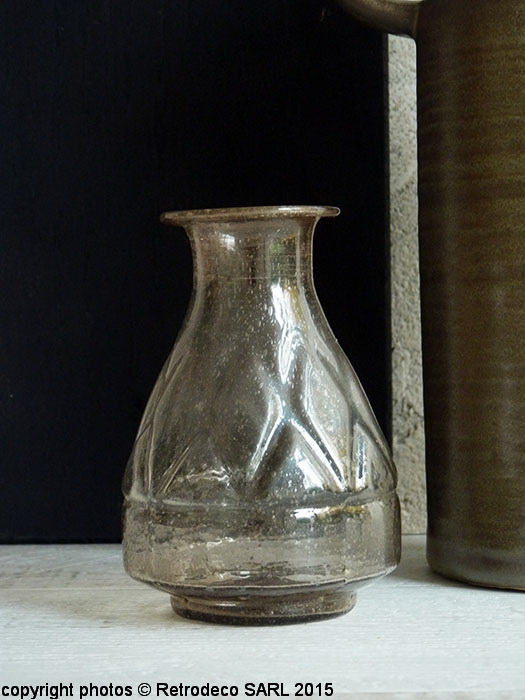 vase_deco_brocante_madam_stoltz_ALV776s.jpg Vase verre recylé smoke déco brocante Madam Stoltz – Image 1