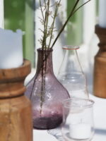 Vase couleur aubergine en verre soufflé modèle Unique