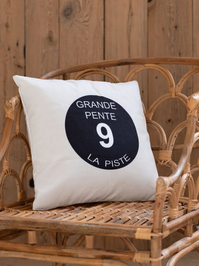 Coussin piste de ski noire Grande Pente déco montagne Chehoma – Image 1
