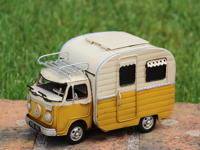 caravane_chehoma_29103.jpg Miniature Caravane jaune déco vintage Chehoma – Image 1