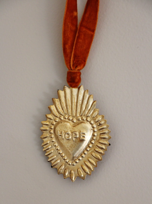 coeur_ex_voto_chehoma_30186_1.jpg Coeur ex-voto à suspendre Hope Chehoma