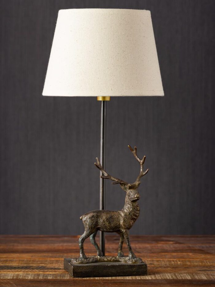 Lampe cerf métal déco campagne Chehoma
