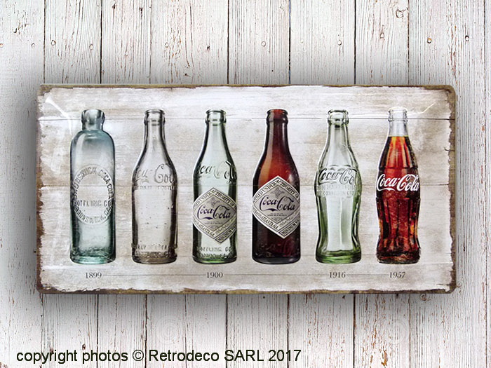 plaque_metal_nostalgic_art_27021.jpg Plaque décorative longue Bouteilles de Coca-Cola Nostalgic Art – Image 1