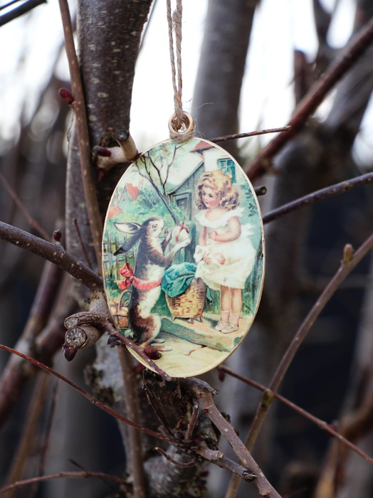 suspension_chehoma_27620_4.jpg Suspension oeuf de pâques Lapin et la petite fille Chehoma – Image 1