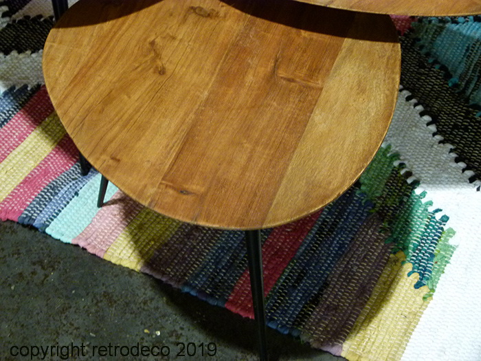 table-basse_hanjel_HAN-518530_1_01.jpg Set de 3 tables basses Sofia en acacia Athezza – Image 1