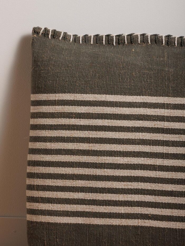 Coussin fines rayures Chehoma – Image 2