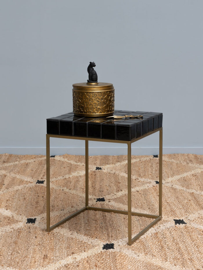 Table d'appoint noire Evora Chehoma – Image 1