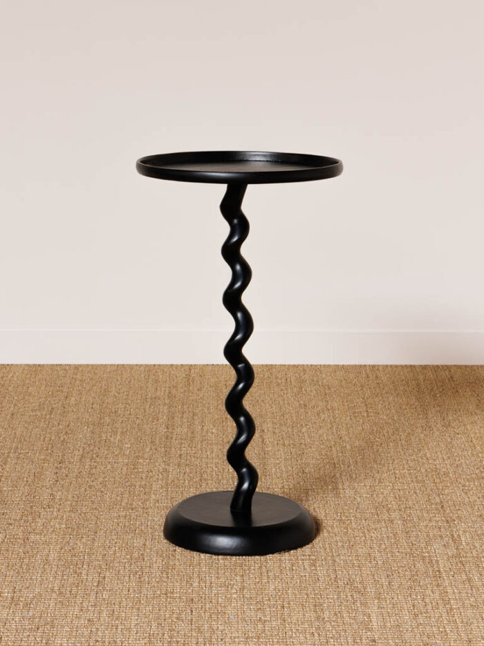 Table d'appoint noire graphique Chehoma – Image 1