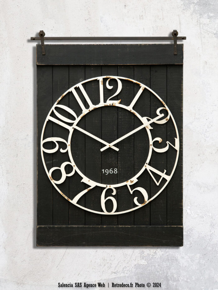 Horloge bois noir Barney Chehoma – Image 1