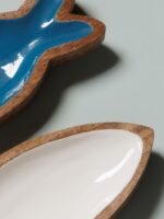 Set de 2 plats poissons laqués blanc et bleu Chehoma – Image 2
