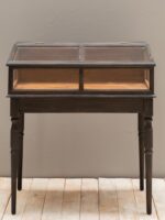 Vitrine patine marron patine noire Tania