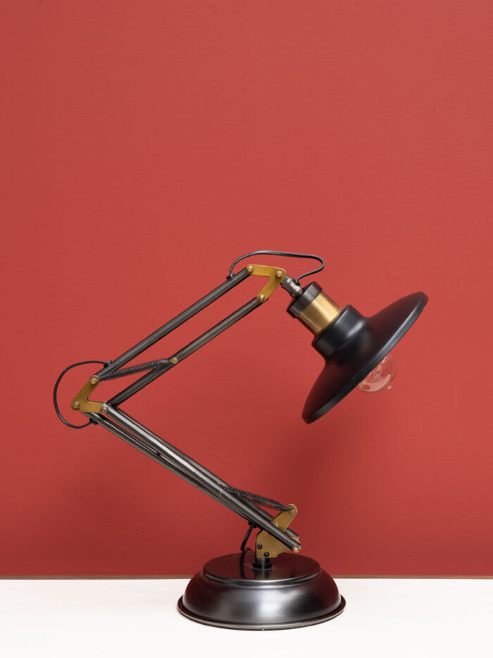 Lampe de bureau Apollo noire et dorée – Image 2