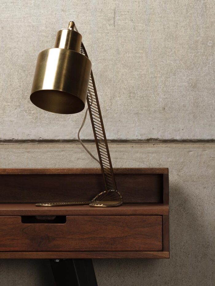 Lampe de bureau Victory laiton patiné déco atelier Chehoma – Image 1