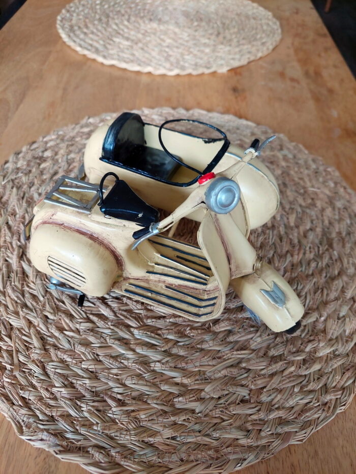 Miniature métal Moto Side-Car crème – Image 2