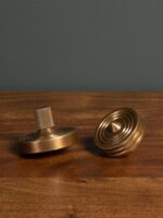 Set de 2 petites toupies en laiton