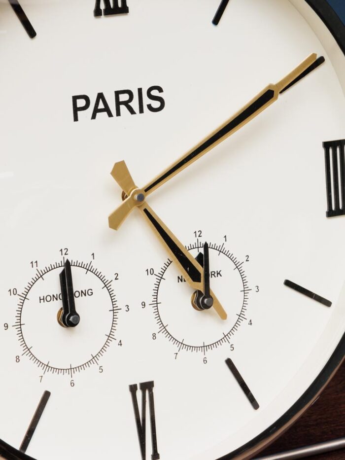 Horloge à poser internationale – Image 3