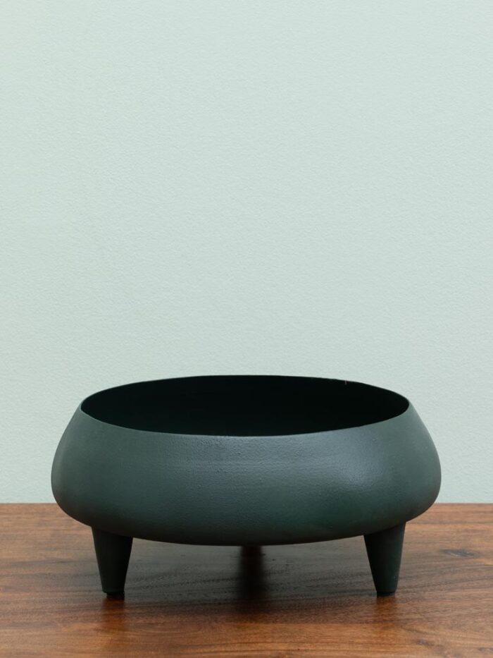 Cache pot vert sur petit trépied – Image 2