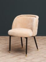Chaise capitonnée Tramell Chehoma