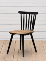 Chaise noire Paulin Chehoma