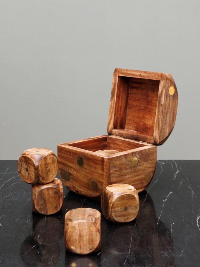 Grande boîte Dé et 5 petits dés – Image 1