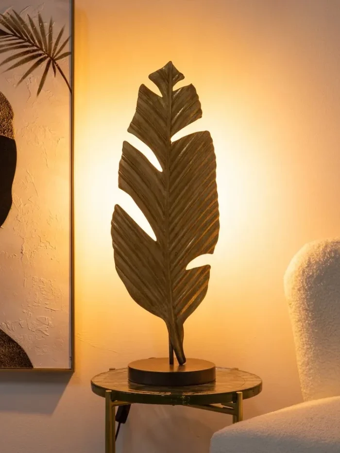 Lampadaire doré feuille déchirée Ixia