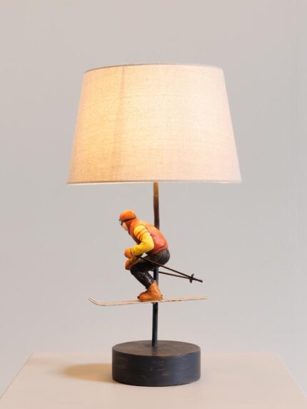 Lampe à poser skieur vintage Chehoma
