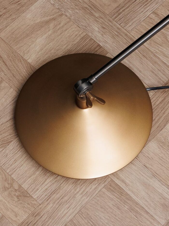 Lampe sur pied Zig Zag or et argent – Image 4
