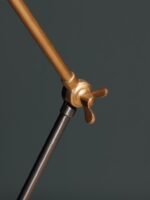 Lampe sur pied Zig Zag or et argent – Image 3