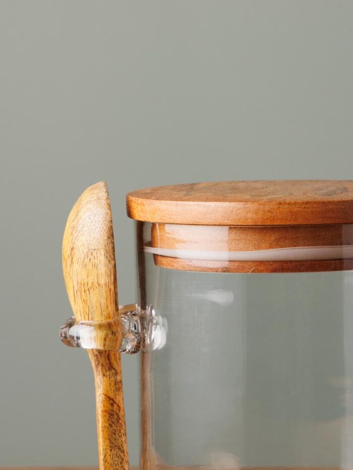Petit bocal hermétique et sa cuillère en bois – Image 3
