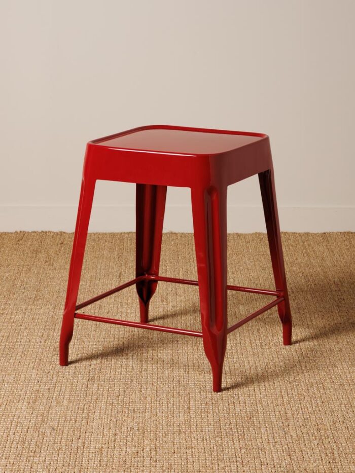 Tabouret bordeaux laqué Jammin Chehoma