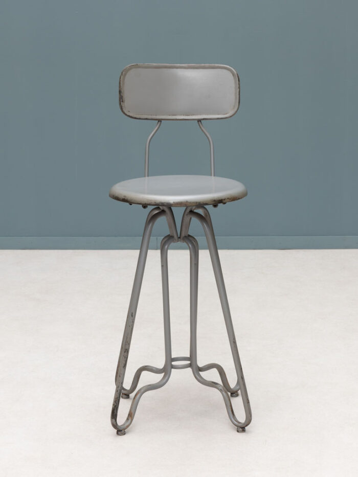 Chaise patine grise Valéry – Image 3