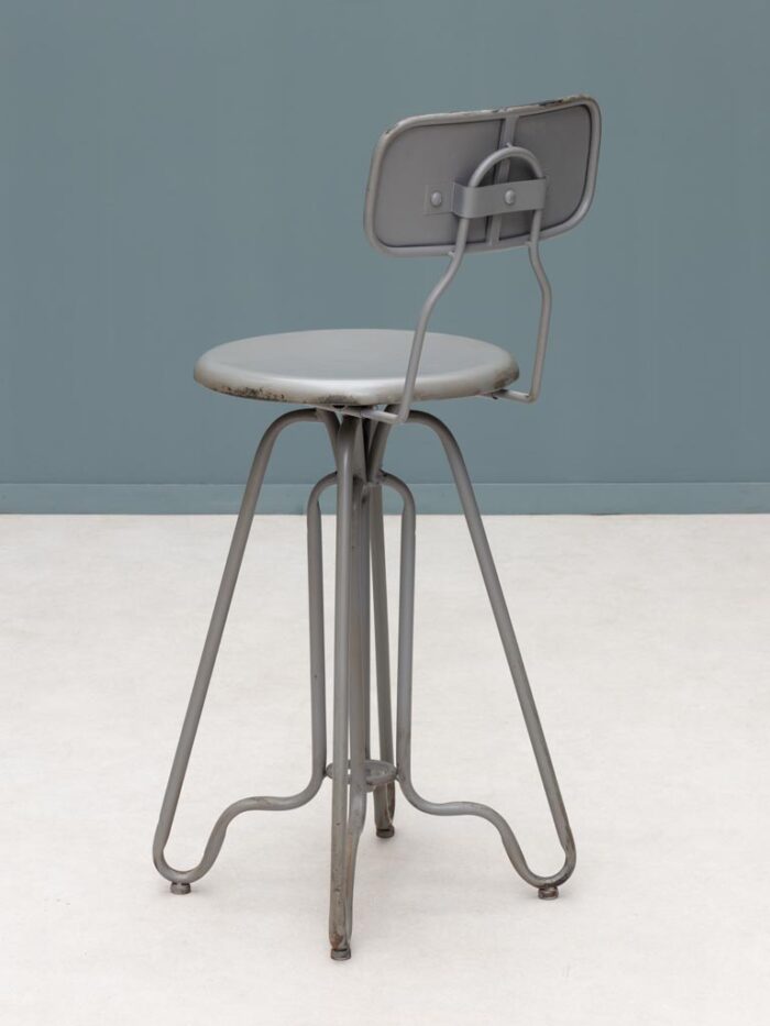 Chaise patine grise Valéry – Image 5
