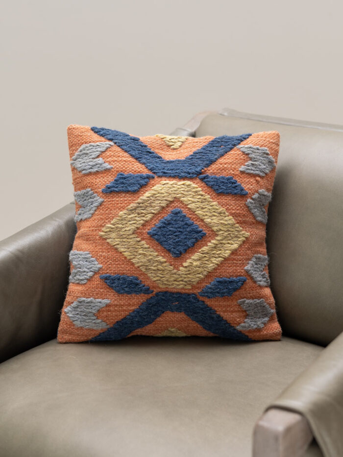 Coussin kilim bleu et orange – Image 3