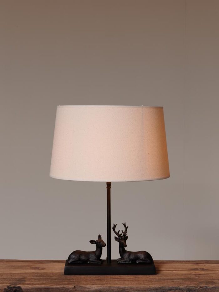 Lampe à poser cerf et biche couchés – Image 2