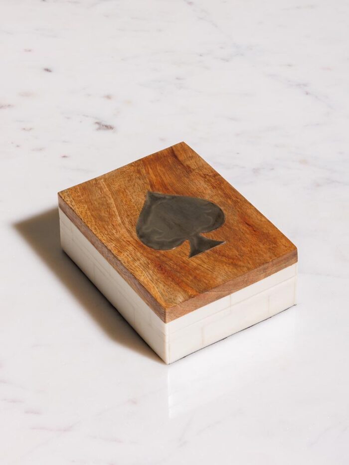 Boîte 1 jeu de cartes Chehoma