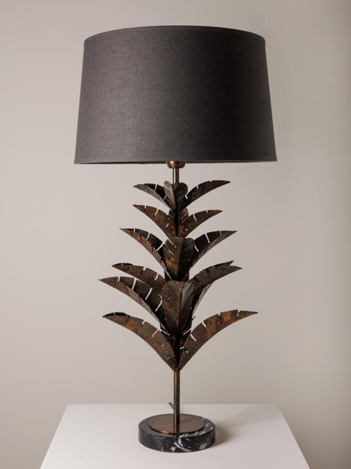 Lampe base marbre noir Hostoa Chehoma