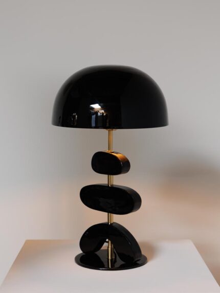 Lampe laquée noire Livello Chehoma