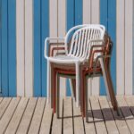 Chaise verte accoudoir Zapo – Image 2