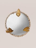 Miroir convexe décor de perles et Ex-voto