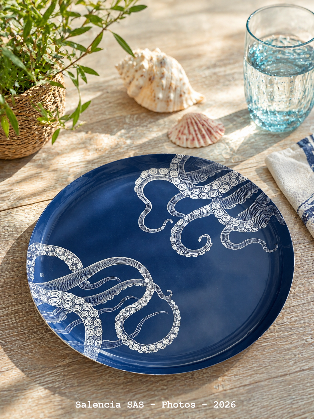 plateau-en-metal-pieuvre-bleu-batela-D0719 Plateau en métal Pieuvre bleu Batela