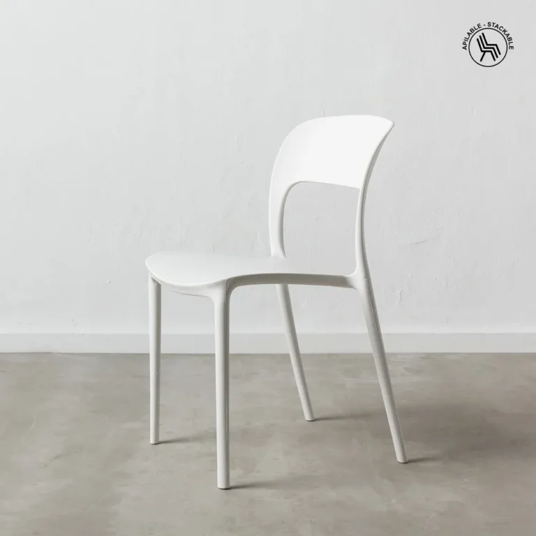 Chaise blanche Victory Ixia