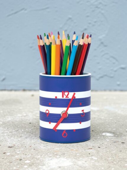 Horloge pot à crayons bleu foncé Batela