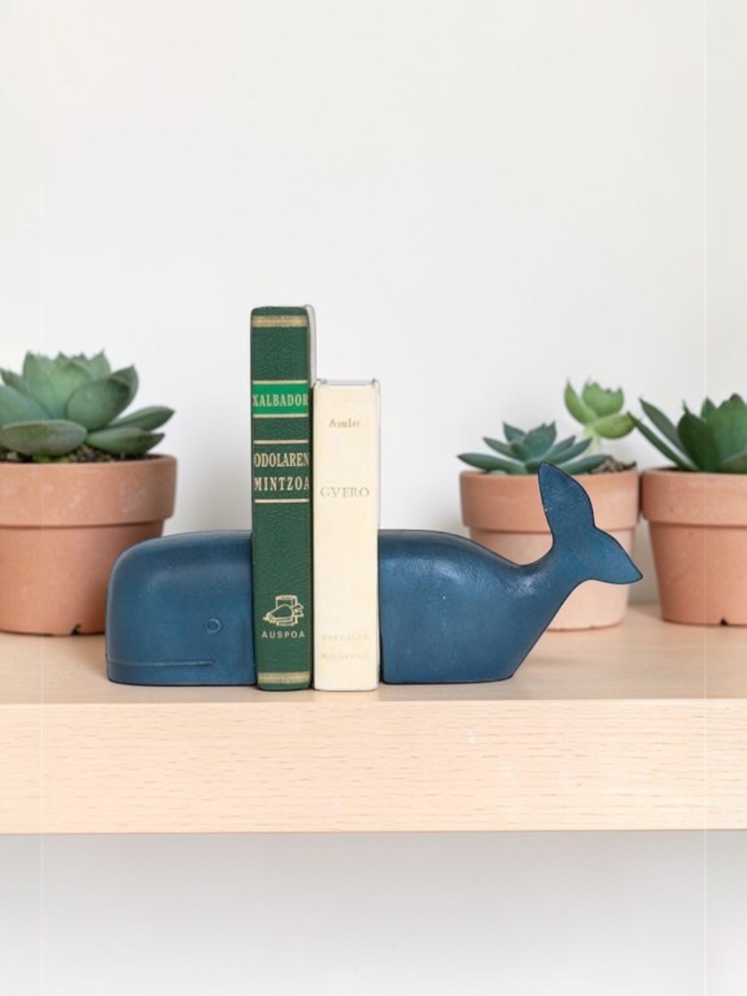 Serre-livres en aluminium Baleine Batela