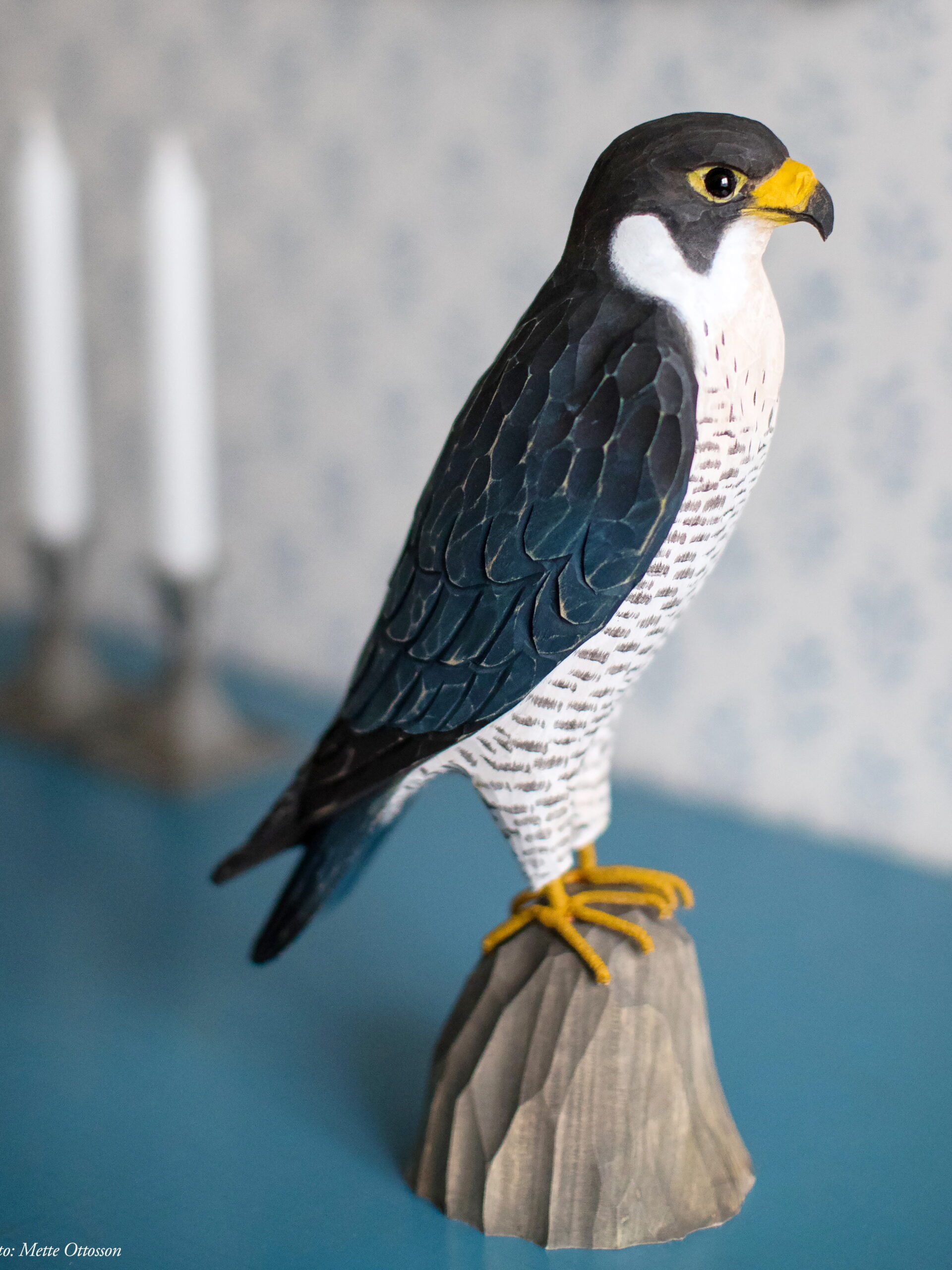 Figurine bois Faucon Pèlerin Wildlife Garden